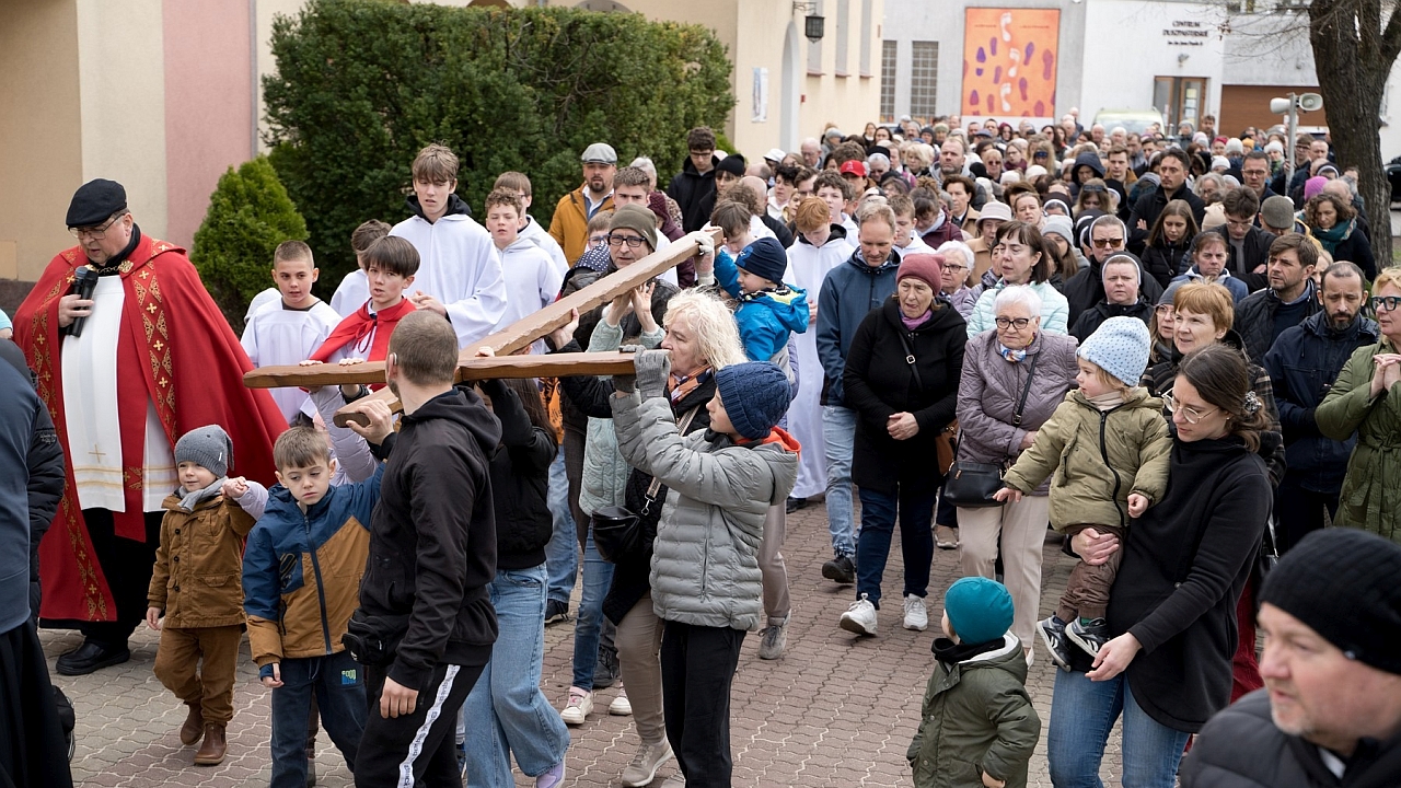 Wielki Piątek - Droga Krzyżowa